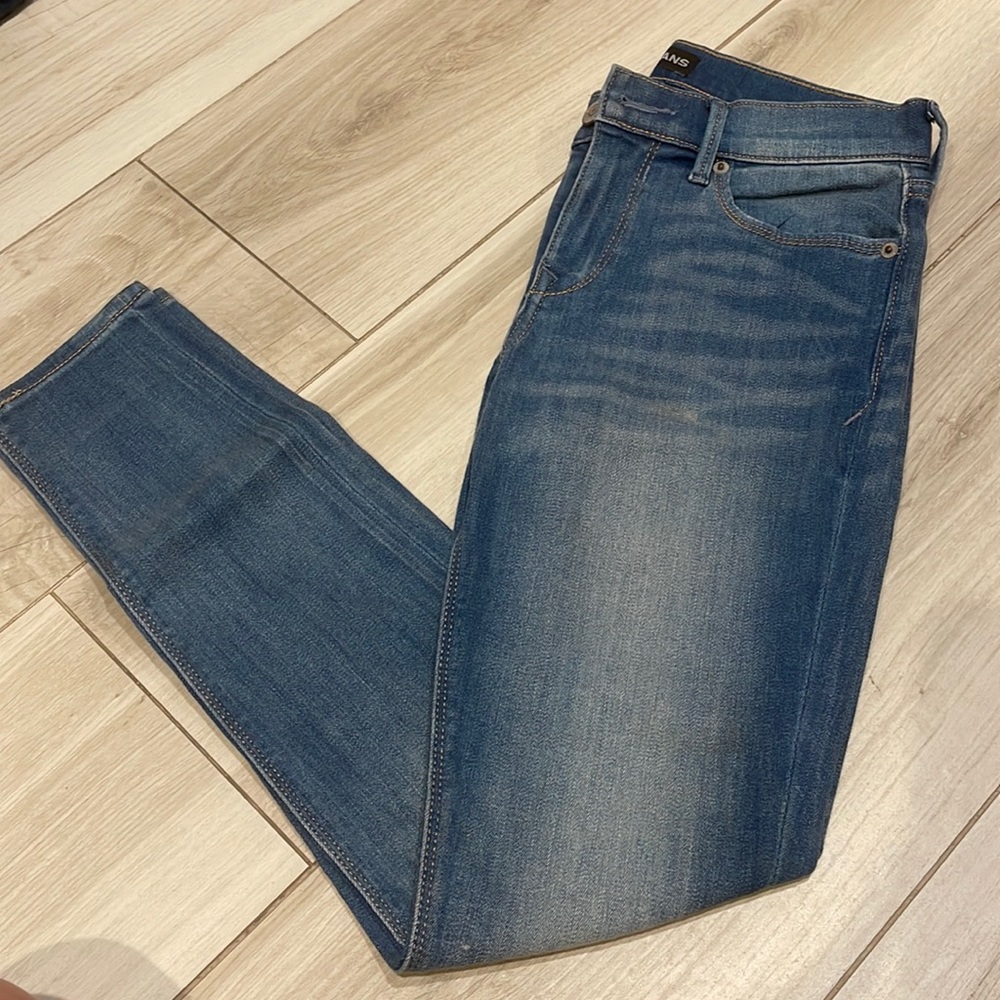 Express Jeans. Size 2 short.